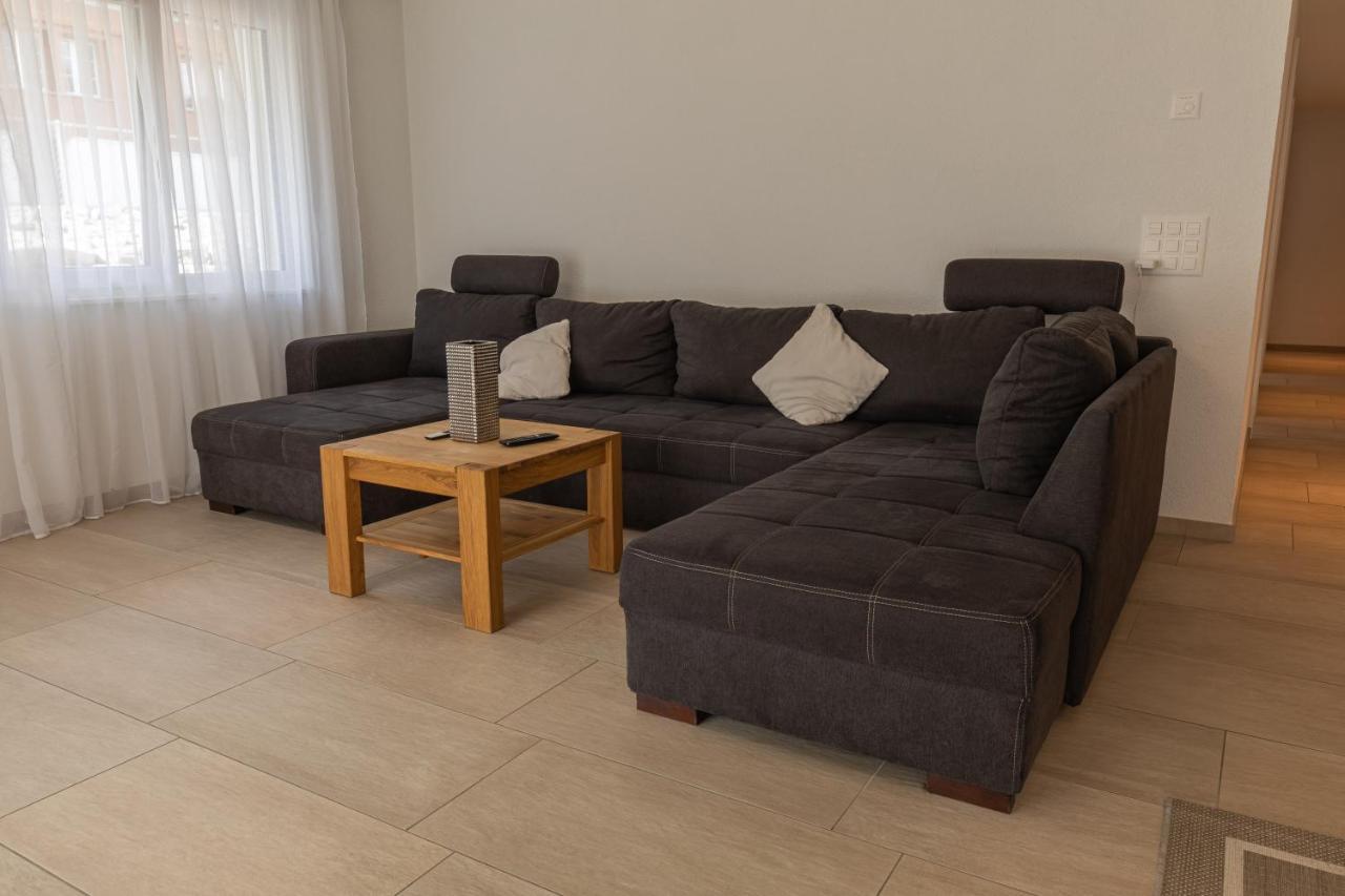 Moench Apartment - Aare Jungfrau Ag ヴィルダースヴィル エクステリア 写真